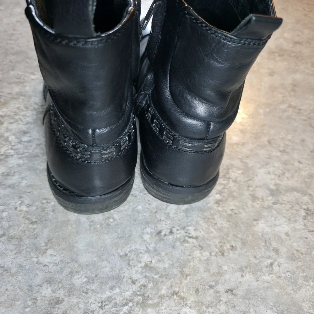 Bed Stu Side Zip Ankle Interlock Boots Mens Size 11 Black Leather Toe‎ Cap Moto